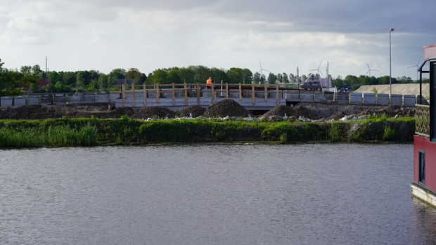 Vaarduiker klaar voorauto’s, niet voor bootjes -  heturkerland.nl/l/44067  heturkerland