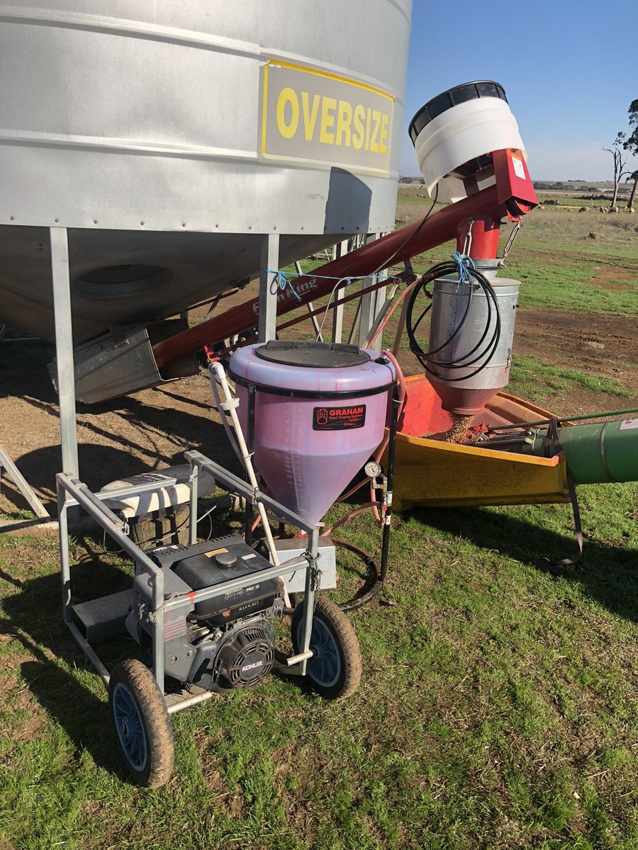 Cameronben's tweet photo. @dyerjonathan This is our set up. Electric pencil auger to regulate grain flow. https://t.co/UDY1V1qS7P