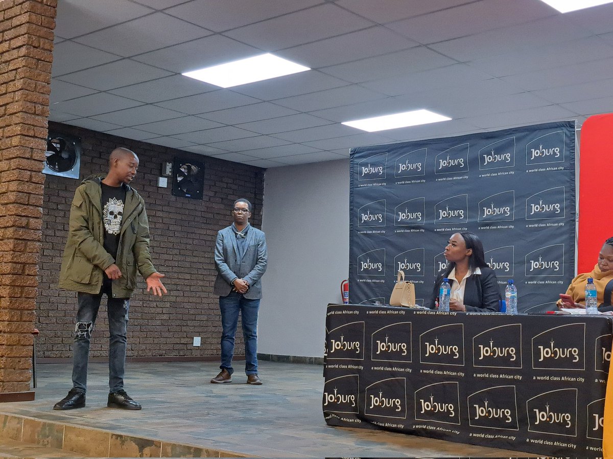 CityofJoburgZA's tweet photo. #JoburgYouth start engaging with the panelist that have came through today to share their knowledge and support. #YouthBusinessForum #JYBF #JoburgEnterprises ^LM https://t.co/LxjChGIexP