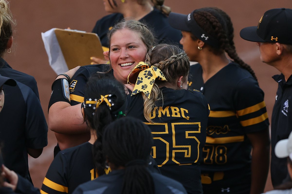 UMBC Softball tweet media