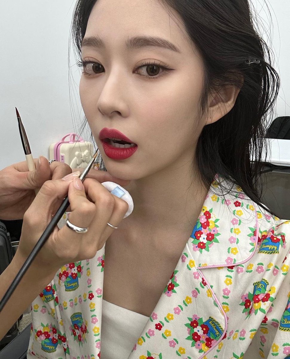 KMJUpdates's tweet photo. 📸 | 230520 Kim Minju Instagram Update

☆ https://t.co/BBALHUKJw3

#김민주 #민주 #ミンジュ #KimMinJu @minju_official_ https://t.co/DPfMMzlEeS