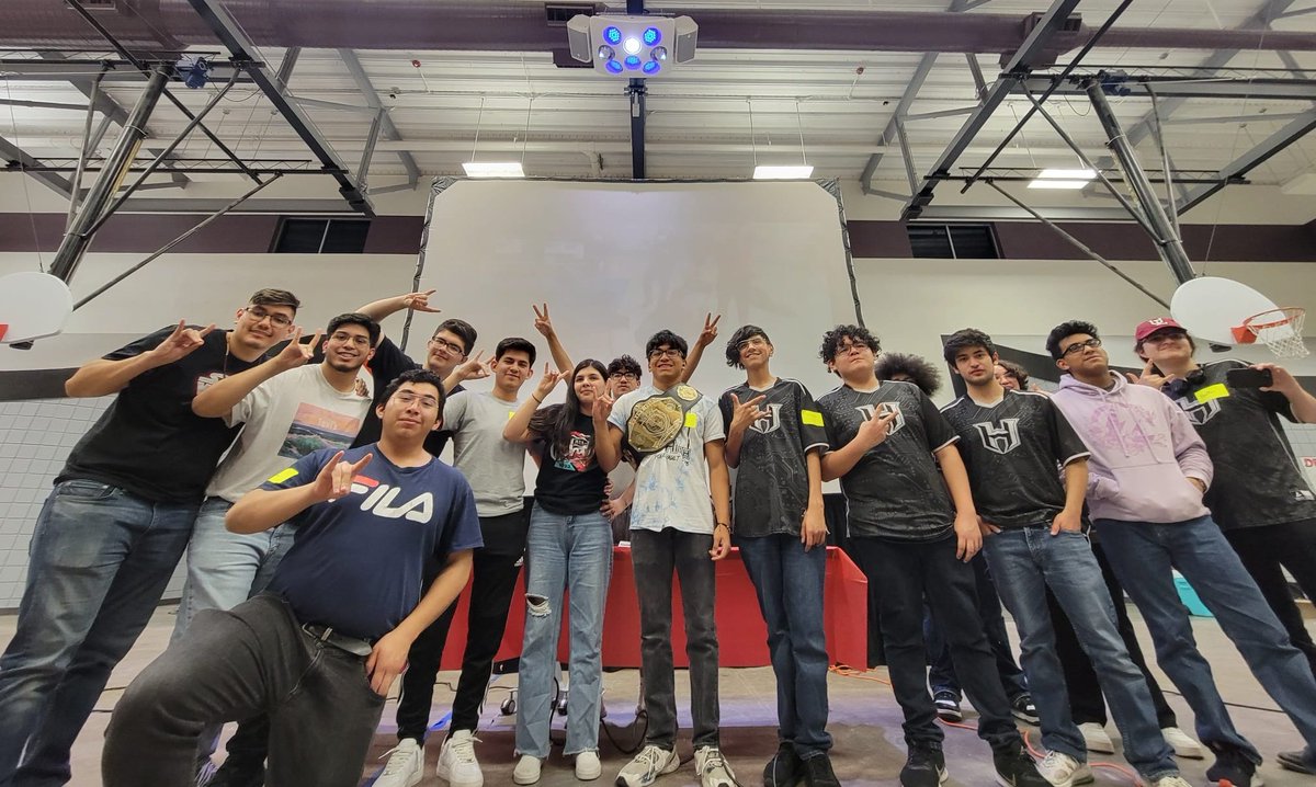 It came down to the wire. MVHS takes home the belt. Jesus defeats Randy in an intense 2 to 1 match. @ClintISD is the big winner tonight! Great way to wrap up our 1st season of Esports. Can't wait for elementary & middle school tournaments next year! #ClintTech #WeAreClintEsports