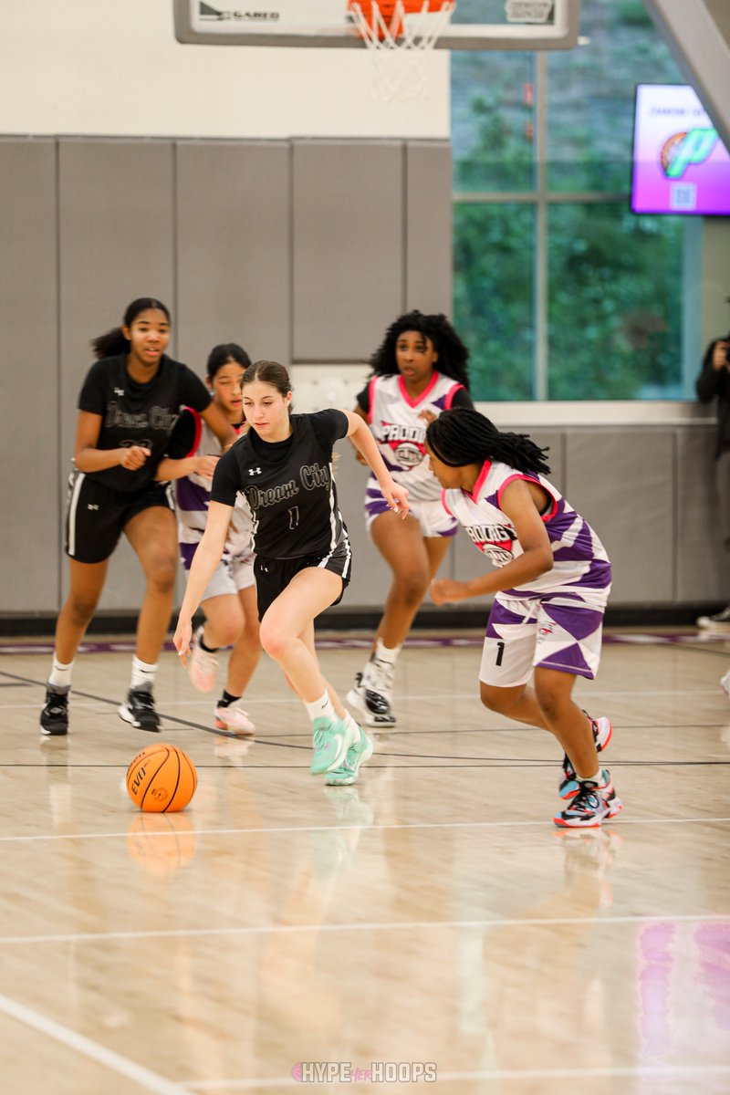 Hypeherhoops1's tweet image. Day 1 at #SpringLive