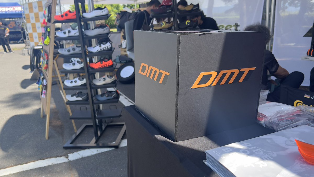 macaroncoloram's tweet image. このボックスは一体、、、！

#DMTcycling
#魅惑のブラックボックス
@MizutaniBicycle