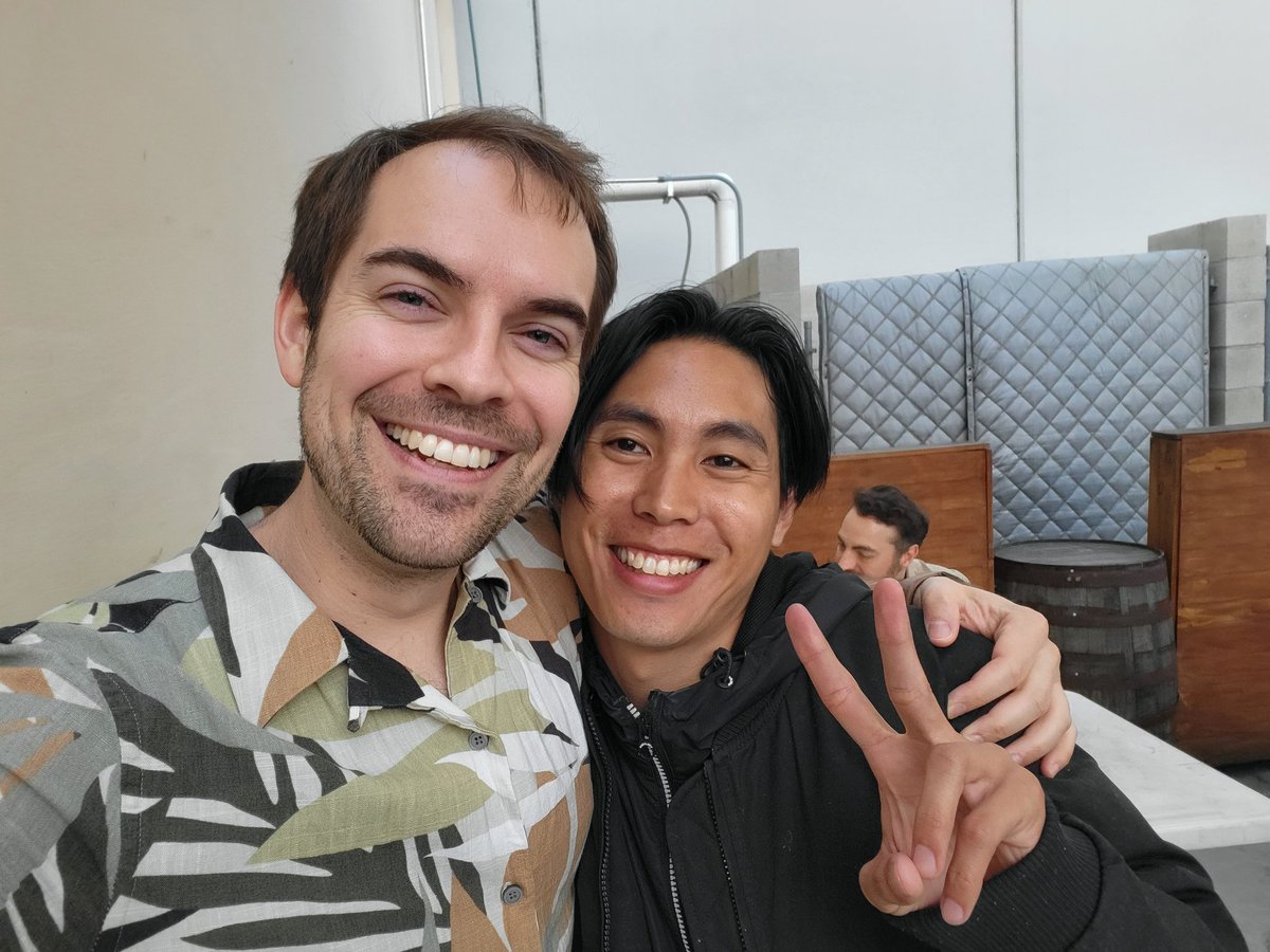 Met up with old roommate and uber streamer <a href="/TheSushiDragon/">TheSushiDragon</a> for the first time in like a decade. LOVE THIS DUDE