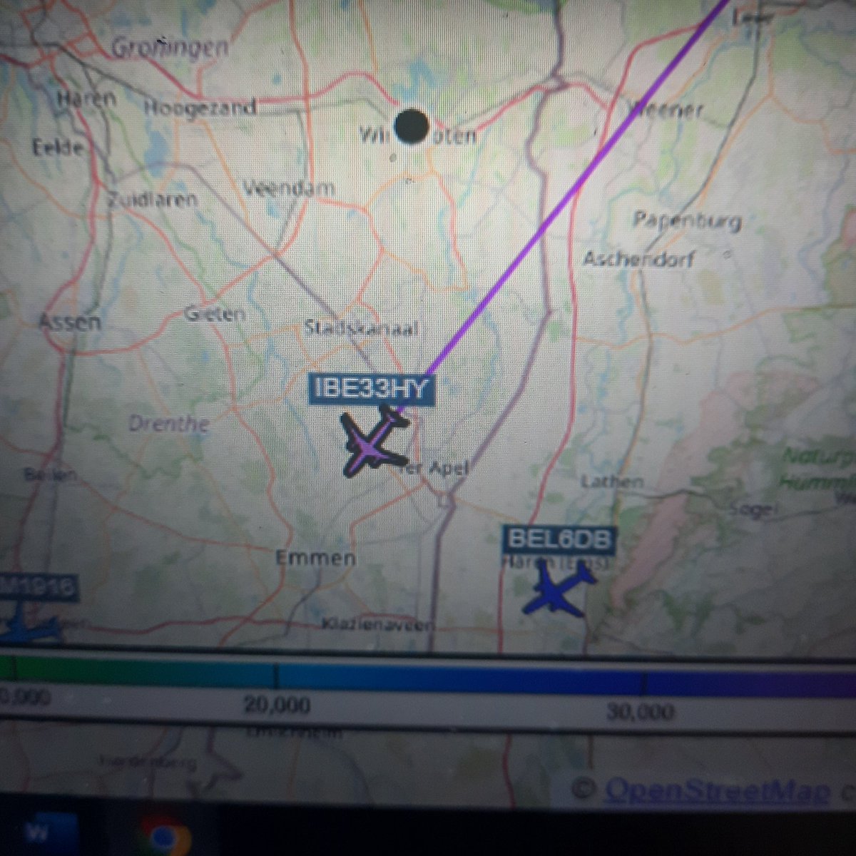 JohanMeezen's tweet image. IBE33HY Squawk 0747, but don&apos;t report this one says #PIAware #SkyAware #airtrafficcontroller