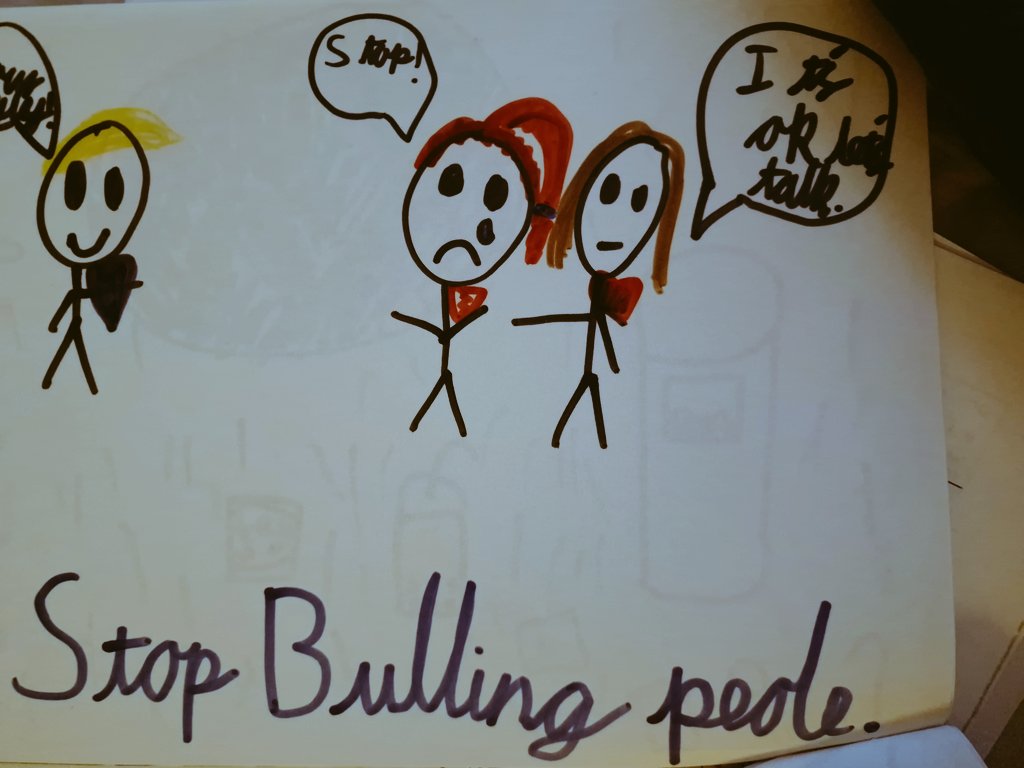 JRHYouthSupport's tweet photo. Yesterday, ongoing our young people project on #wellbeing @youthfirst #publichealth #streetsafty #visualawareness #MentalHealthAwarenessMonth #knifecrimeawarenessmonth #together the conversations is never too much. Individuals at risk handling emotions https://t.co/sOYubPeiOT