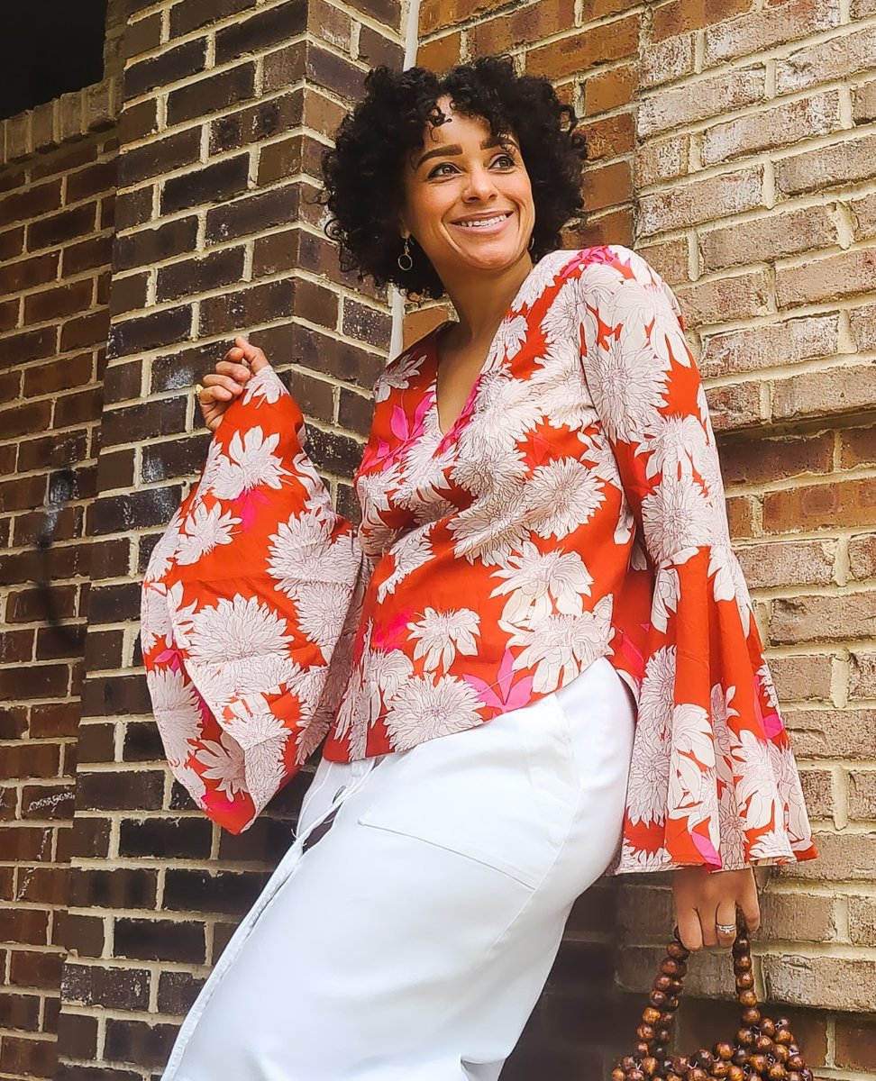 MinervaFabrics's tweet photo. Sew your own Megan Nielsen Dove Blouse - just like @keechiibstyle - with our Kit of the Week. 

Find out more and pick up your kit at https://t.co/Nt6itDOtow

#MinervaMakes #MinervaMakers #HomeSewing #SewYourWardrobe #Dressmaker #SewingKit #DressmakingKit #MNDove #DoveBlouse https://t.co/m5bewTyTAS