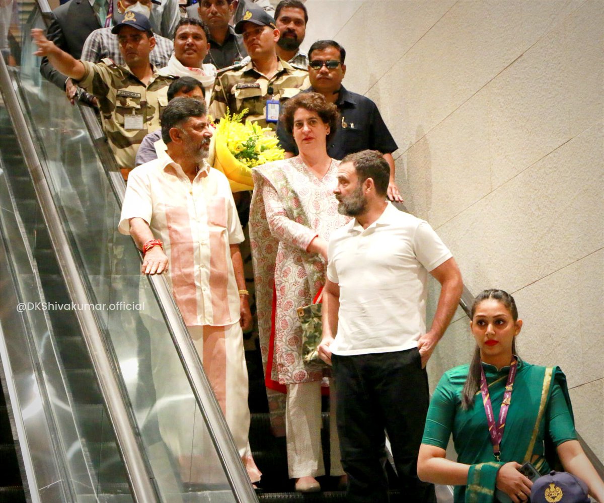 Received Sri <a href="/RahulGandhi/">Rahul Gandhi</a> and Smt. @PriyankaGandhi at the airport today, welcoming them for the oath taking ceremony.