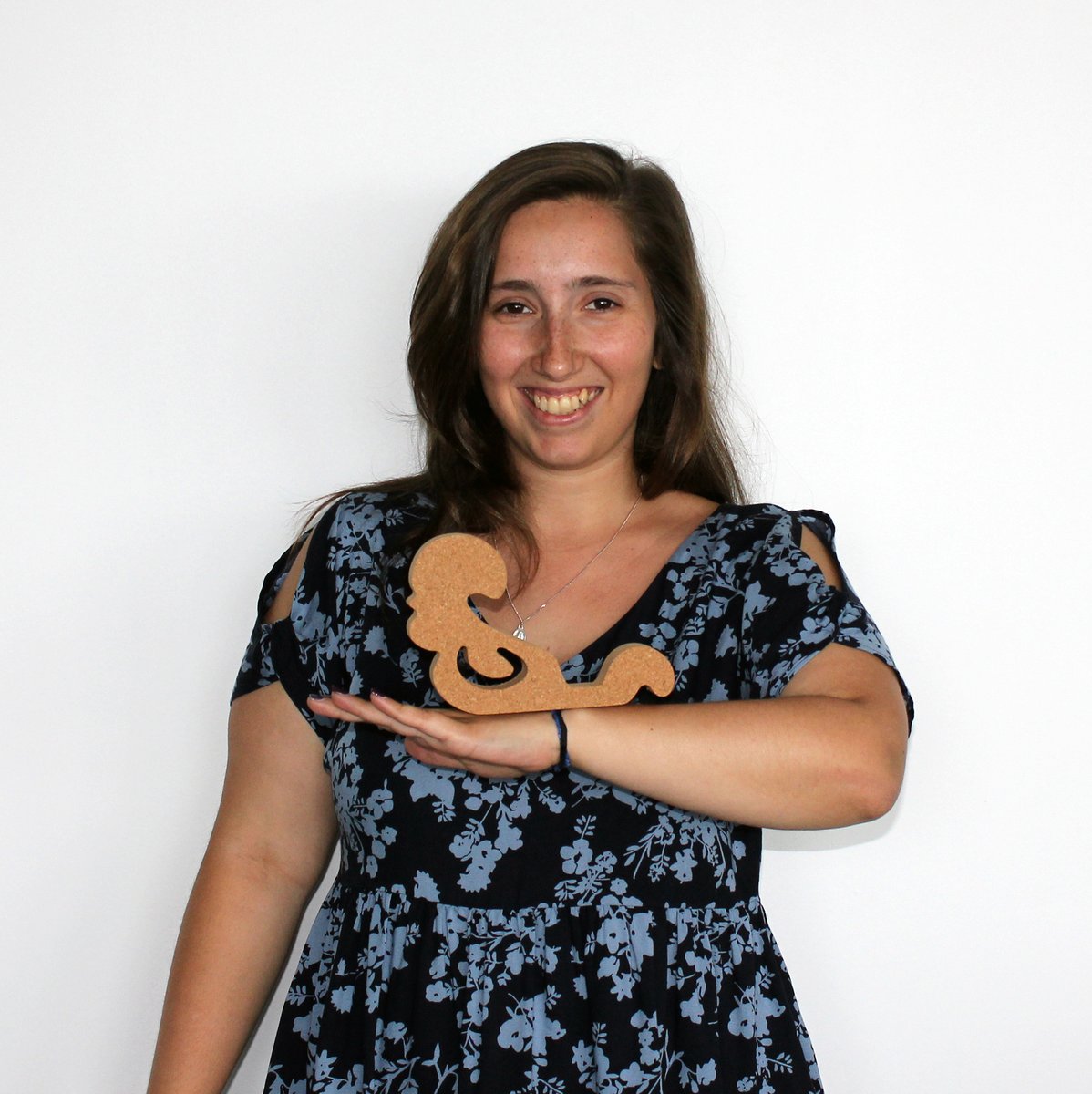 Happy Birthday, Filipa! May you enjoy your day surrounded by love, warmth and happiness🍰 Filipa co-designed Kafo and Kresto with André🚀

#dedalpt #madetheheartway #madeinportugal #happybirthday #filipabarata #cork #portuguesecork #sustainabledesigner #ecodesigner