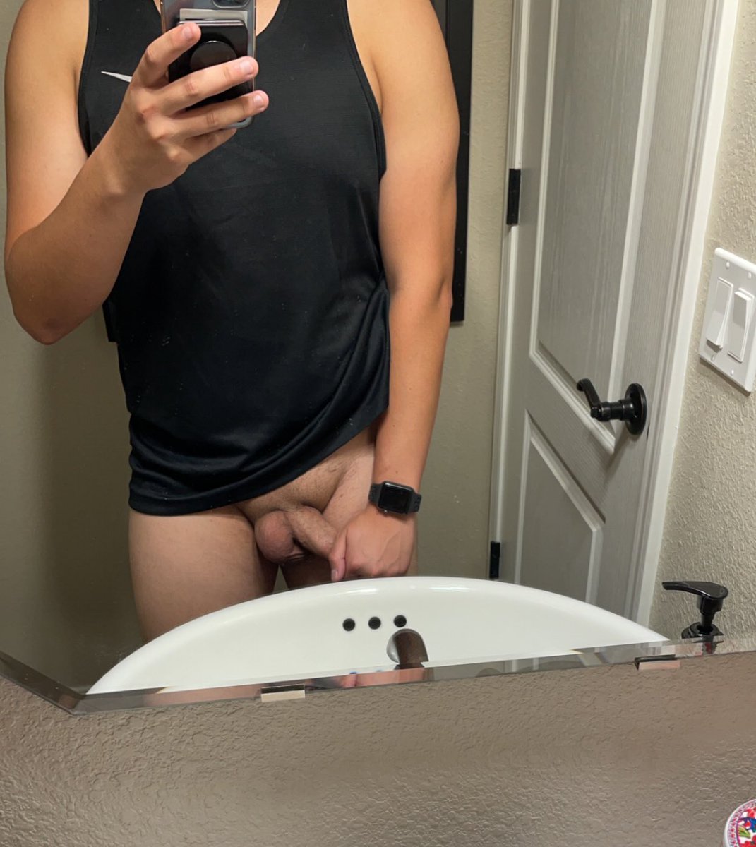 jay_alt49's tweet photo. Come keep me entertained 😏 https://t.co/YXmwnX73jA