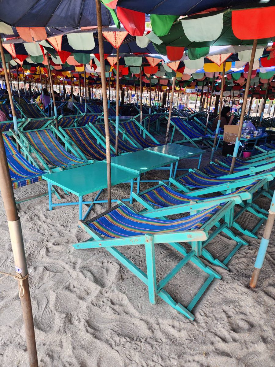 cherbeew's tweet photo. อากาศ​กำลังดี สวัสดี​บางแสน🏖️ https://t.co/gr5bt4qaCB