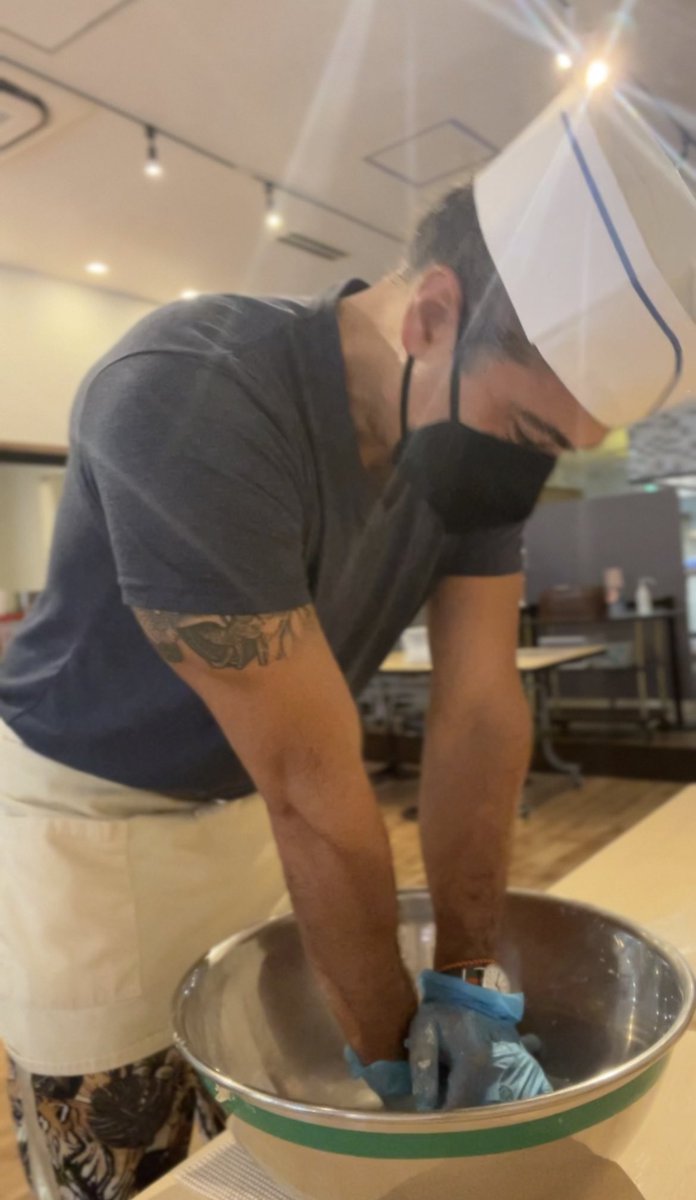 CocktailMD's tweet photo. Current noodle status:
Slurping noodles I made myself.
(And it turns out all that CPR training comes in handy for making #ramen #PushHardPushFast) https://t.co/EZnd3oBZO5
