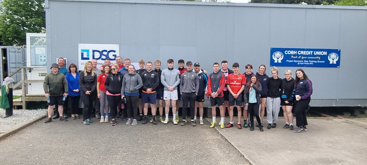 Running a tag rugby blitz for 220 primary school children, mostly new to the game, takes some organising. 
With 9 pitches in play simultaneously without a glitch,  thanks to all those who assisted in officiating and managing pitches.  
#proudtobeapirate #munsterstartshere