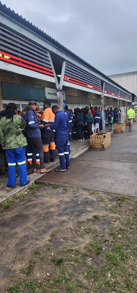 N3mr3k's tweet photo. @_ArriveAlive They need to fix our ports and backlogs at our ports  first - outsourcing sercurity to give out day permits is not working  I have to stand in a queue of sometimes up to 2 hours everu 2nd day as a truck driver. Not to meantion time in traffic queues going into our ports https://t.co/3DmC9F5D2i