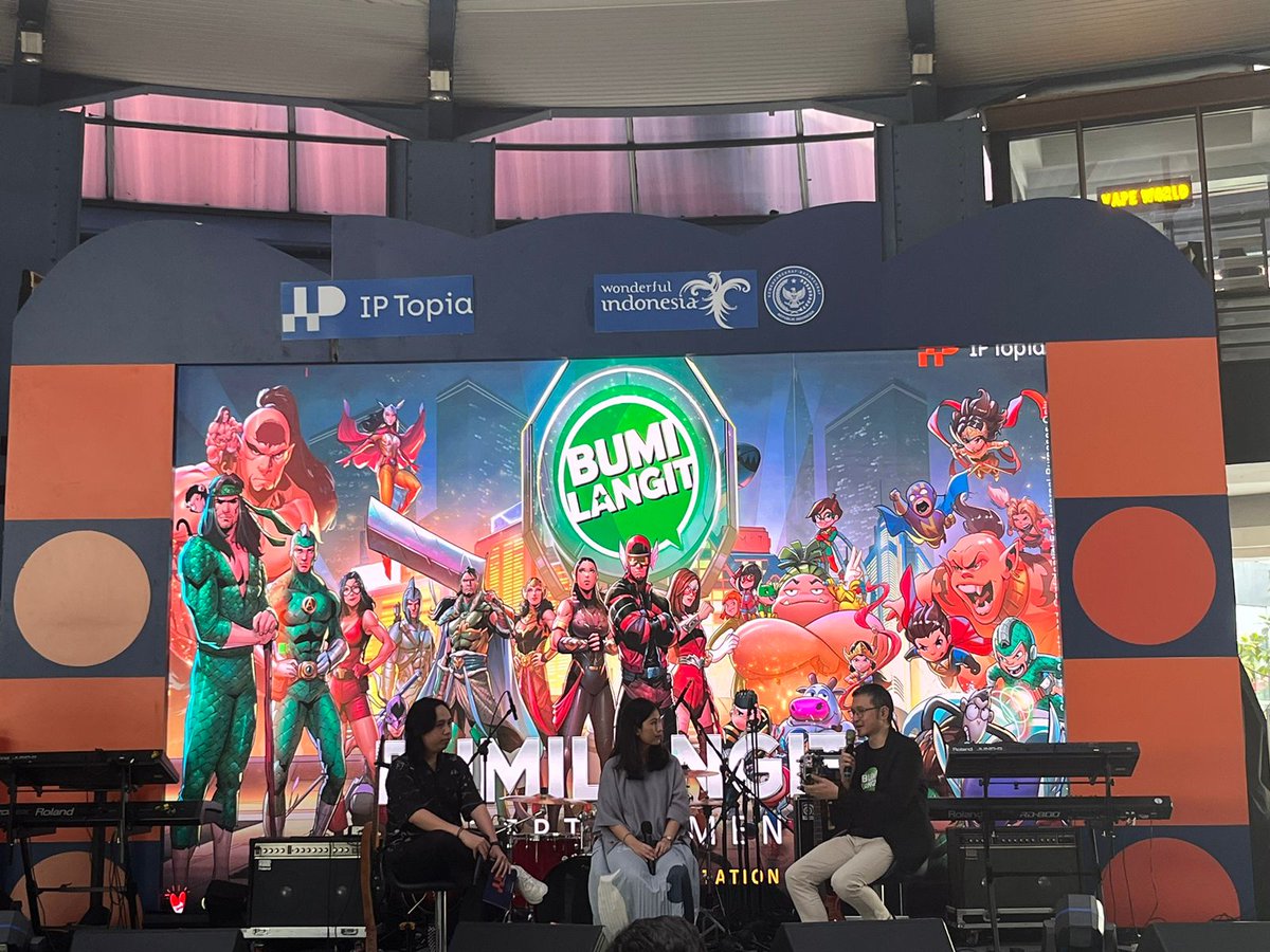 BumilangitID's tweet photo. Talkshow #IPTopia @Kemenparekraf dgn tema "What is IP? New Hope for Creative Economy" dengan VP Licensing & Merchandising Bumilangit, Agung Rachmawan, sebagai pembicara, sudah dimulai
Kamu bisa nonton live streamingnya di IG Live https://t.co/F3UX38cG6P https://t.co/lablUsoQRy