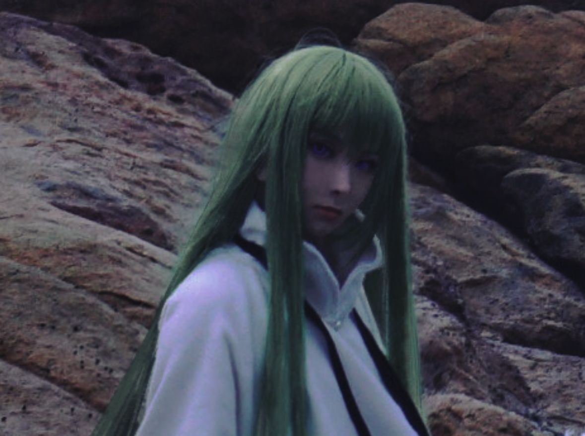 BloomInVaidurya's tweet photo. キングゥ cos
原初之海
P2看起来很诡异👻 https://t.co/W5UPcrHGre