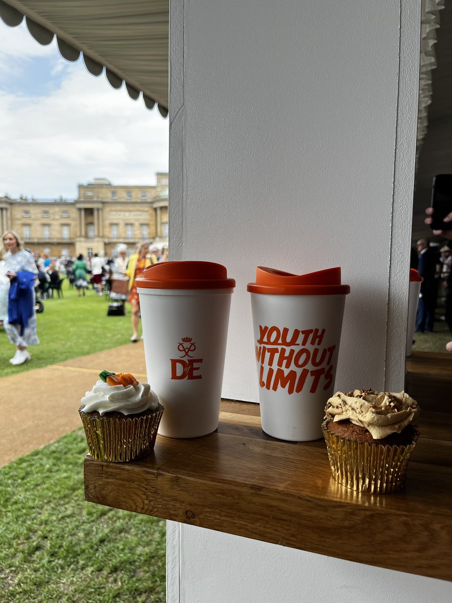 An amazing day at the <a href="/DofE/">The Duke of Edinburgh’s Award</a> Buckingham Palace Gold Award garden party! Well done to @boothamschool Freya, and a very proud <a href="/BoothamEYFS/">Bootham Early Years</a> Louise for supporting her.  Very proud