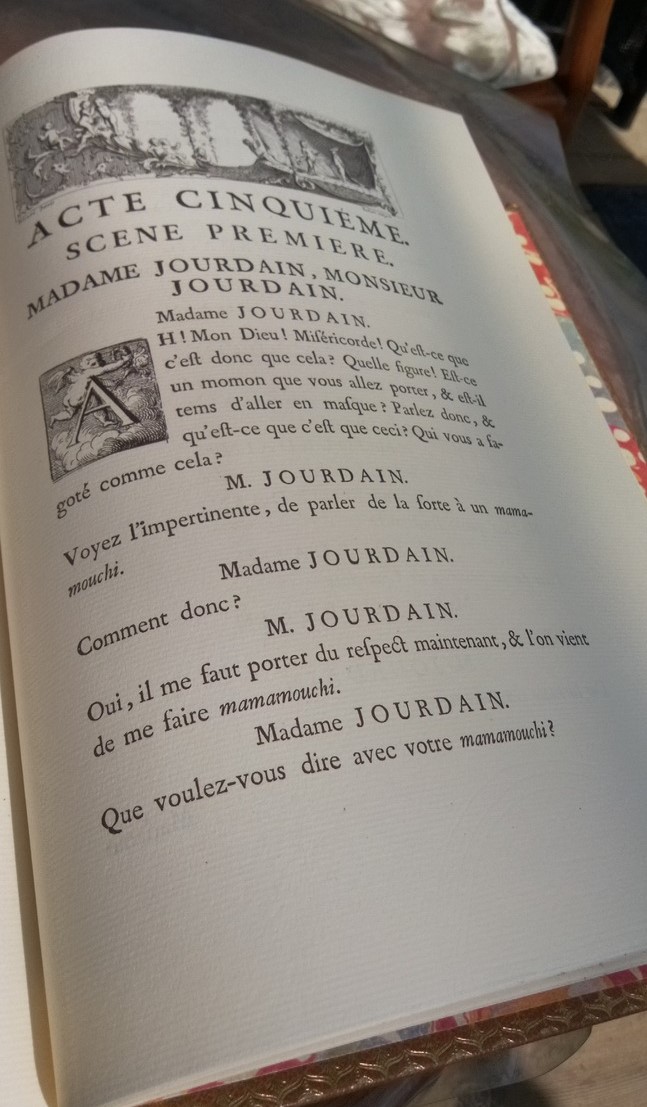 お気に入りの本📙でモリエール「町人貴族」を！
私がマダム・ジュルダン、Skypeでフランス人先生がムッシュー・ジュルダン。第５幕・第６場　マダム：あなたはこんなみょうちくりんな格好をした人に娘をくれてやるんですか？　ムッシュー：黙ってろ、この無礼者め！#Moliere #LeBourgeoisGentilhomme