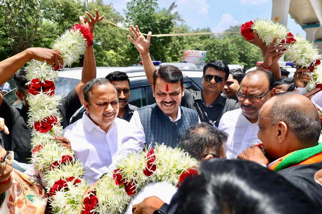 Devendra Fadnavis Fan tweet media