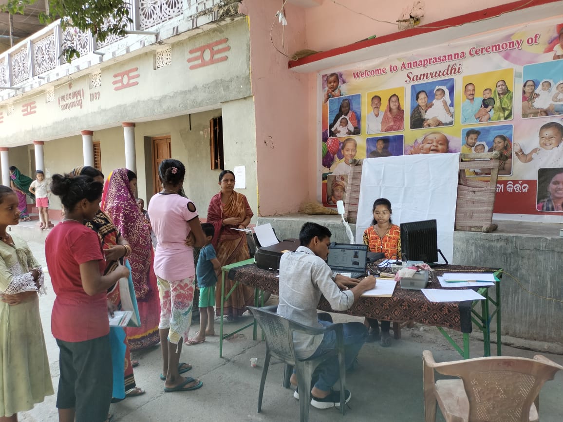 ASK kit of sambalpur district Odisha organise camp in Dhankauda block 
<a href="/MohdRiaz0/">Mohammed Riaz</a> <a href="/SwornaprabhaSi1/">Swornaprabha Singh</a> <a href="/sanjaykrakesh/">Sanjay K Rakesh</a> <a href="/subodhmishracsc/">Subodh</a> <a href="/OdishaSpv/">CSC SPV Odisha</a> <a href="/CSCegov_/">CSCeGov</a> <a href="/UIDAI/">Aadhaar</a>