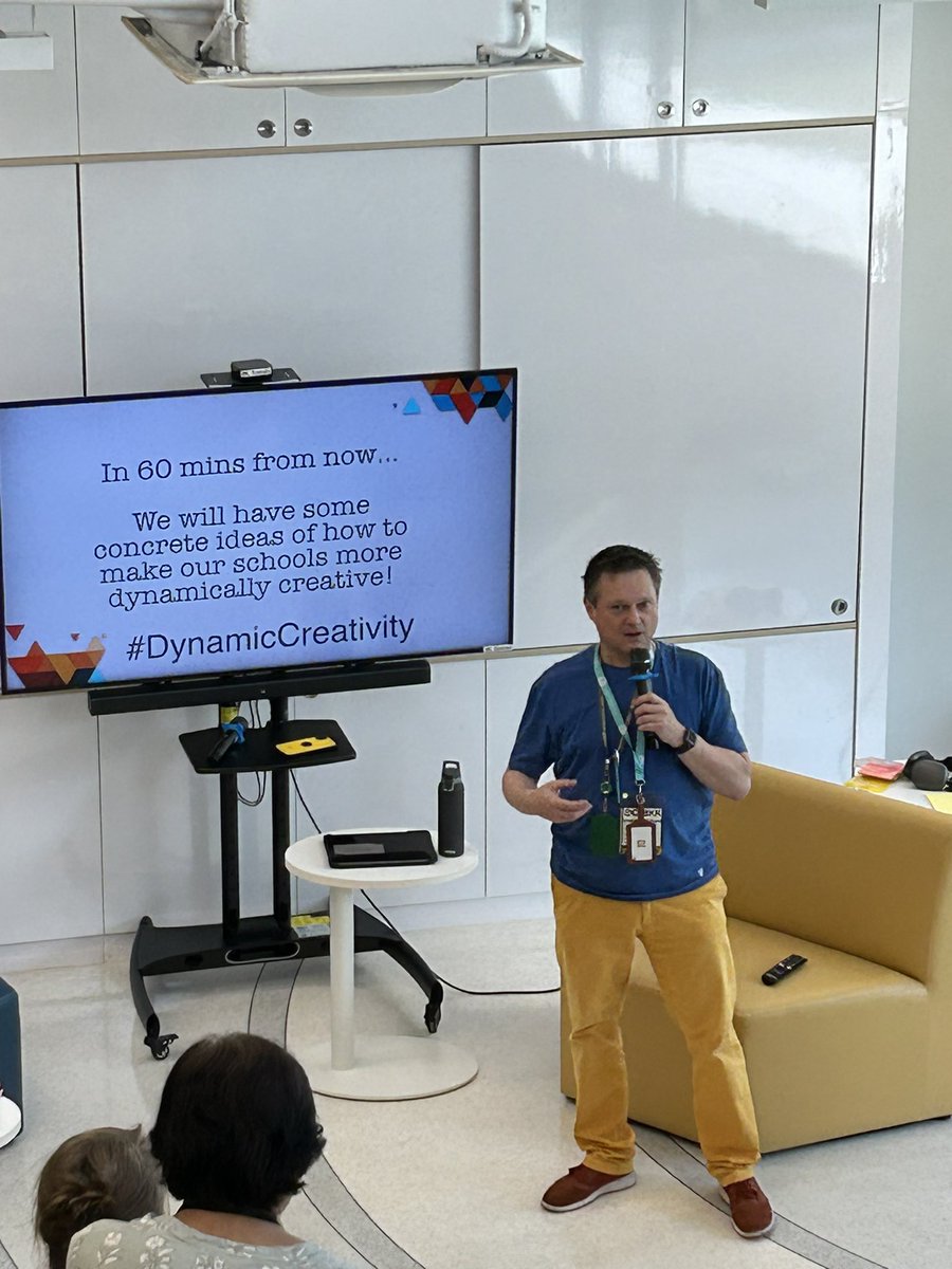 Next up is all about #DynamicCreativity by our very own Performing Arts Project Learning Designer @pypchef Graham Baines @versoschool