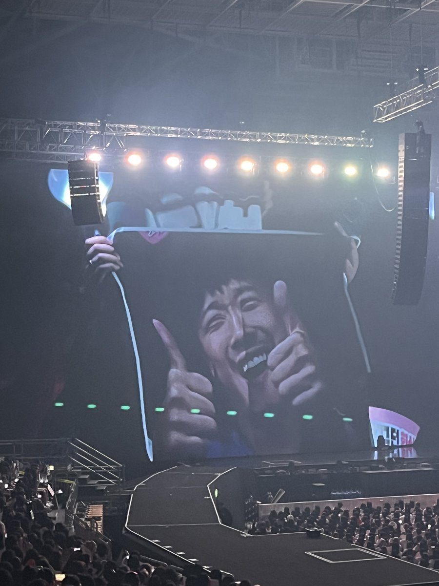 어제 이게 진짜 웃겼는뎅