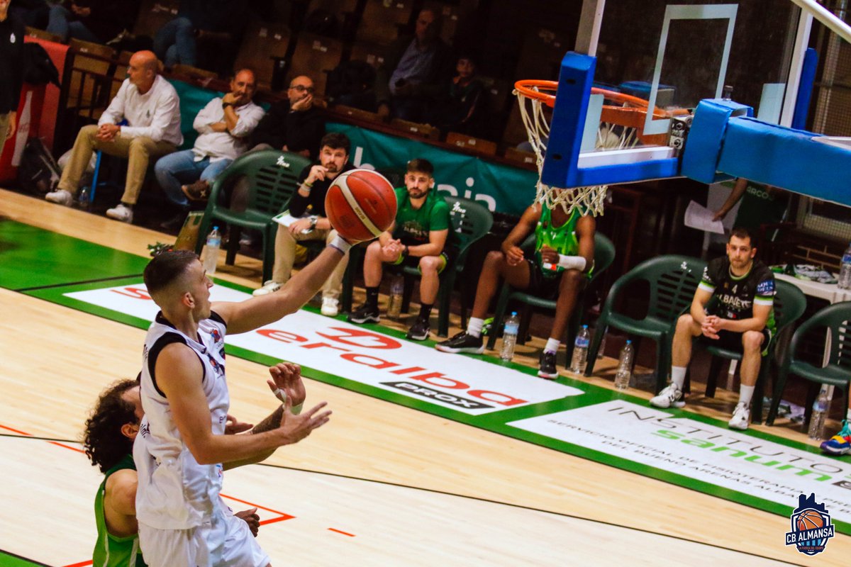 📸 | epbar.es/es nos ofrece las imágenes del derbi ante <a href="/AlbaceteBasket/">Bueno Arenas Albacete Basket</a> 🔥

Las fotos, a cargo de <a href="/rafa1593/">Rafa Navalon Vizcaíno</a> 🙌

🔗 Álbum completo en nuestra página de Facebook.

#JuntosSomosMásFuertes #LaFuerzaDelEquipo