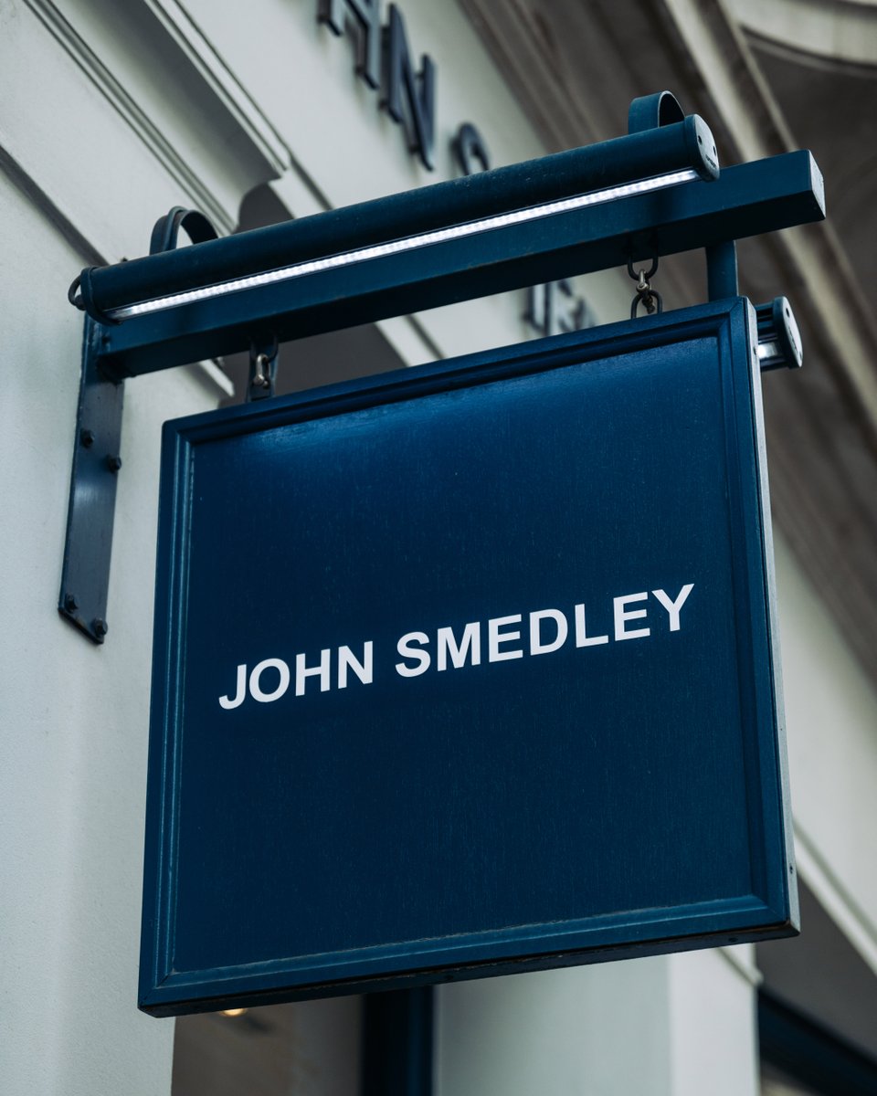 JohnSmedley's tweet photo. Whether you're searching for contemporary basics or a fresh seasonal style, visit one of our three London stores for wardrobe tips and advice.
55 Jermyn Street, SW1Y 6LX
24 Brook Street, W1K 5DG
24 New Cavendish Street, W1G 8TU
#london #wardrobebasics #summerstyle #johnsmedley https://t.co/Axp2sp7AEz