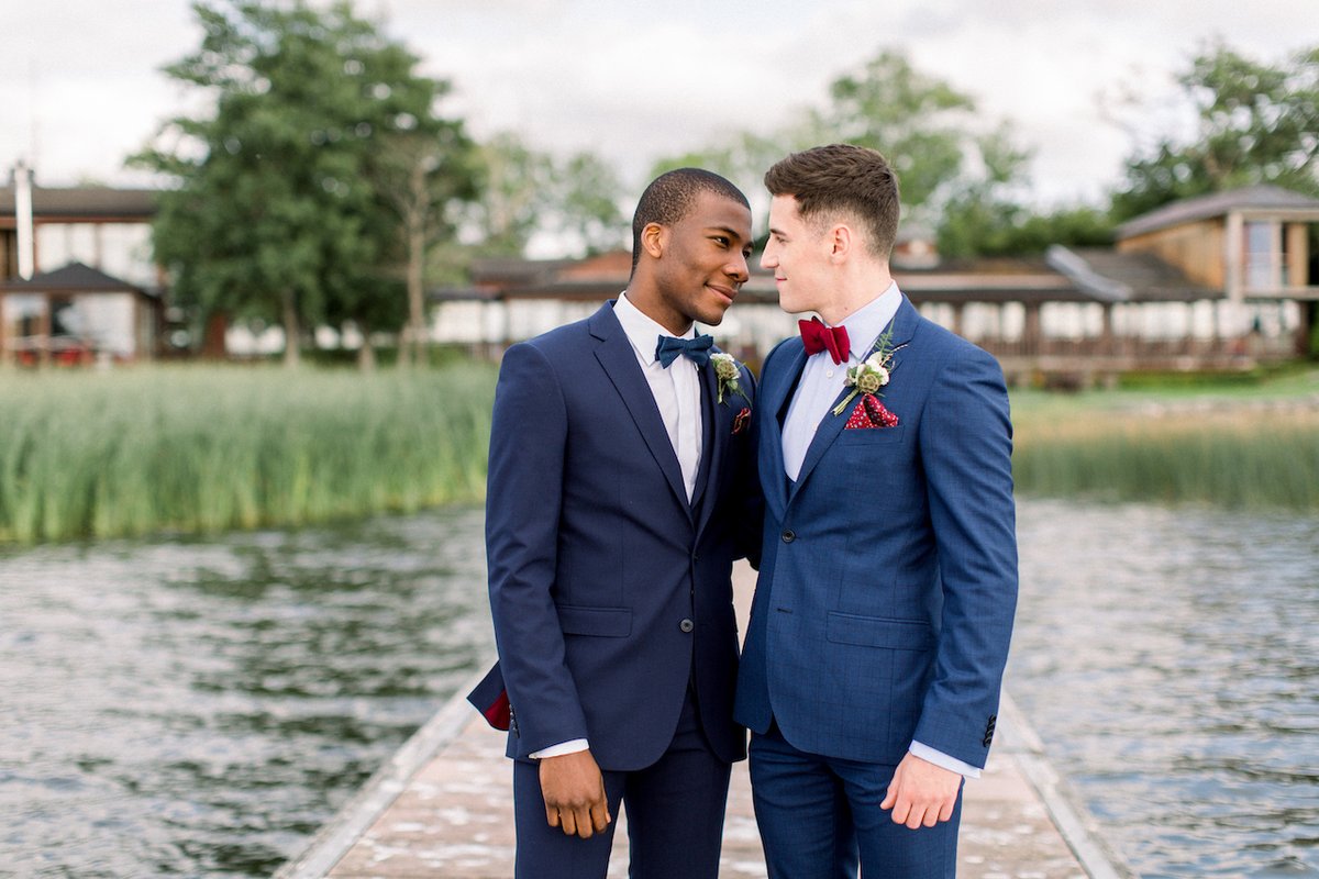 Love is love 🏳️‍🌈 Here's how to celebrate your big day on the island of Ireland 👉 bit.ly/3I7XOSQ  bit.ly/3mBtnxb
