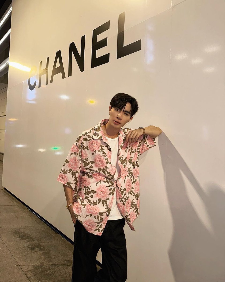 eearnnybb's tweet photo. 📌ปล่อยเสื้อเชิ้ต TEAM WANG
คอล MUDANCE 💖
Size : 0
🏷️ 9,200 ฿
พร้อมถุงกระดาษ ป้ายตัดแล้ว
สภาพ100% แกะออกมาซักครั้งเดียว ยังไม่เคยใส่ค่ะ สนใจ DM ได้เลยค่ะ
#TEAMWANGdesign #TEAMWANG #MUDANCE #JACKSONWANG #TEAMWANGdesignTHAILAND
#ตลาดนัดอากาเซ #ตลาดนัดอากาเซ่ https://t.co/LlHJeoMolI