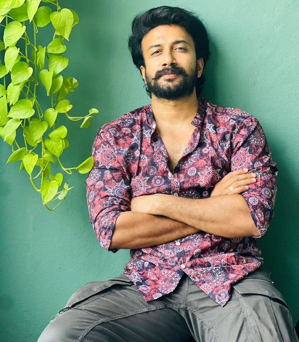 TeamSatyadev's tweet photo. New post 🔥❤️
@ActorSatyaDev
#Satyadev #teamsatyadev
@navienreddy https://t.co/AZxkTZrOjD