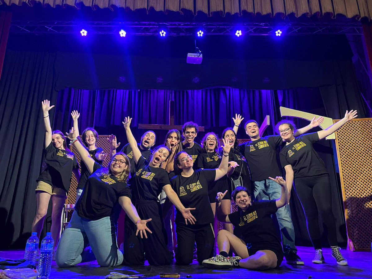 Nuestros alumnos más jóvenes ya han estrenado  con éxito de público y crítica. La escuela abierta y gratuita del padre Isaac sigue dando sus frutos. ¡Hay cantera! La próxima cita, el día 27 de mayo con el grupo de mayores… (más información en breve).