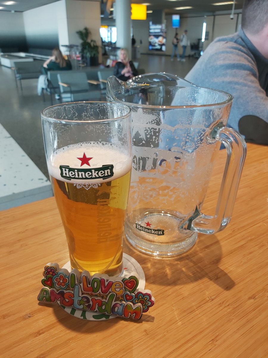 davestan64's tweet image. Not only upon my return home if I actually get there explaining my extended stay in Amsterdam to the gaffer I've still got to break the 6 day European Tour to get to and from Prague. I don't fink a fridge magnet is gonna cut it somehow 👀😂⚒ #prayforstan