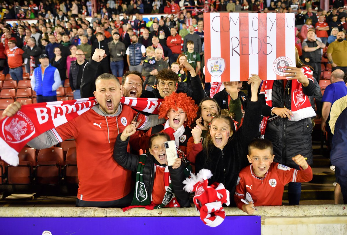 BFCStretch's tweet photo. West stand Reds @barnsleyfc ⚽️📸 https://t.co/9LnvUJpG0O