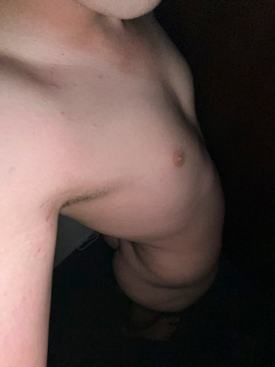 AUboy04's tweet photo. Retweet if you like men 🤫 https://t.co/WysTy0wx2x