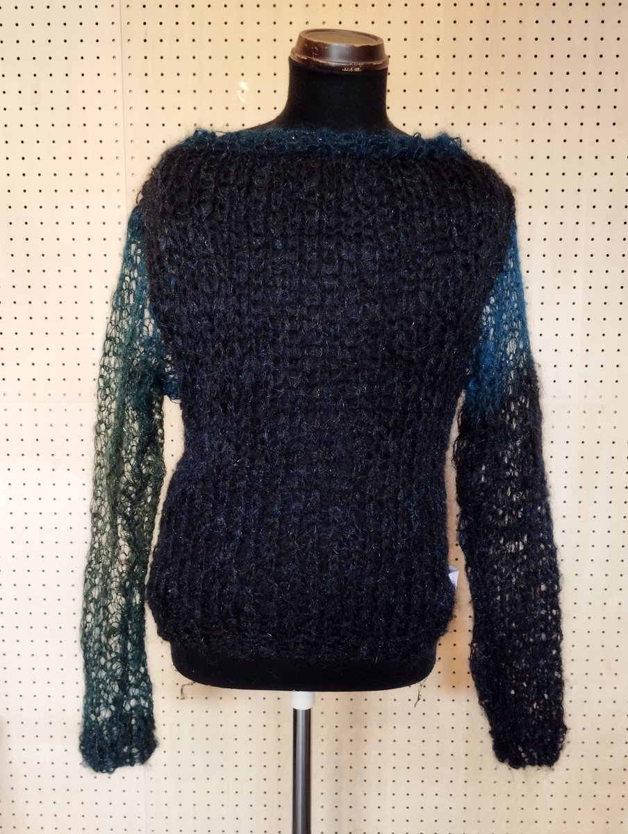 0_kaiho's tweet photo. 5/23(火) 15:00〜
 #sonedoor
 shop in shopやります🐾
#0_KAIHO
#MADE_IN_HEAD
#madeinhead_knit
#G_HANDMADEGOODS
#新潟古町
#NEO古町
#ネオフルマチ
#ネオフル
#ネオ古町
#neofurumachi
#furumachi https://t.co/BIpCOJyYXY