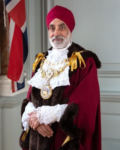 Very good to to hear @ranjitseehra, as you’re aware our good friend Parminder Singh Birdi has just completed his years service as the Lord Mayor of the the historic town of Warwick.  Always good to see individuals play their part in  @SikhsInPolitics