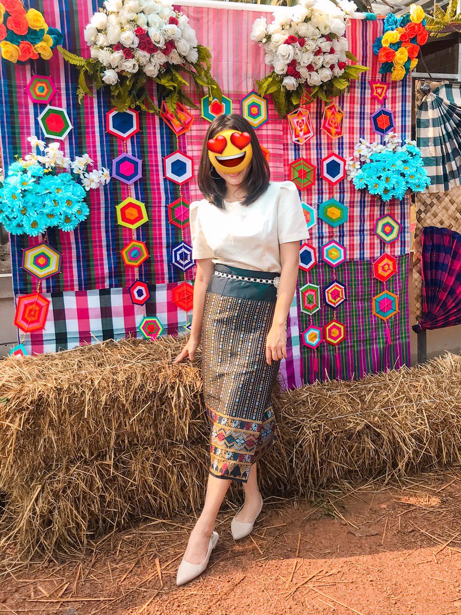 เป็นเพือนกับเรามั้ย? แต่งเป็นสาวภูไทให้พี่ไม่เบื่อได้นะ 😜 #คู่ไม่แลก #คู่แท้ #คู่สวิงกิ้ง #คู่แท้กทม #คู่ดูดี #สวิงกิ้ง #คู่แท้กทม