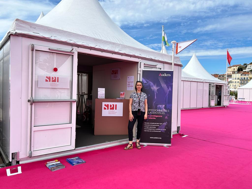 GroupeAudiens's tweet photo. En direct de #Cannes2023🎞l 
#Emploi, #santé, retraite … Les professionnels profitent de leur présence à Cannes pour faire le point avec nos conseillers.
Pour en faire autant, rendez-vous jusqu’à 12h au Pavillon du @Producteurs_SPI (Village International Pantiero, stand n°207). https://t.co/TZUCHdp8VD