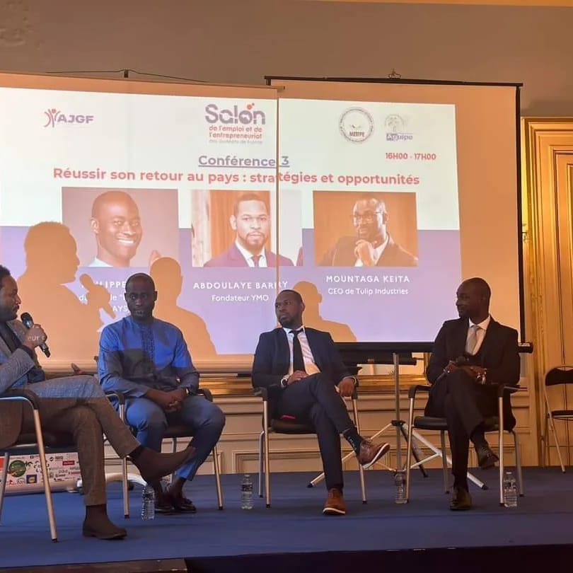 Aguipe_gn's tweet photo. [#salon2023]
dernière conférence de cette première journée portan sur le thème «Réussir son retour au pays : stratégies et opportunités  »
Intervenants : Philippe SIMO de Investir Au Pays @Abdoulaye BARRY de YMO Guinée et Mountaga KEÏTA de Tulip Industries 

#METFP #AGUIPE #AJGF https://t.co/dRita1bOnH