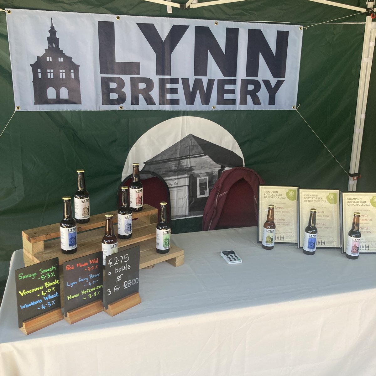 All ready to go at the North Wootton Village Market! It’s a lovely sunny day, so we’re outside by the side of the hall. Come and get your beer and enjoy it in the sunshine.

@northwoottonvh @DiscKingsLynn @LoveWestNorfolk @tribenorfolk