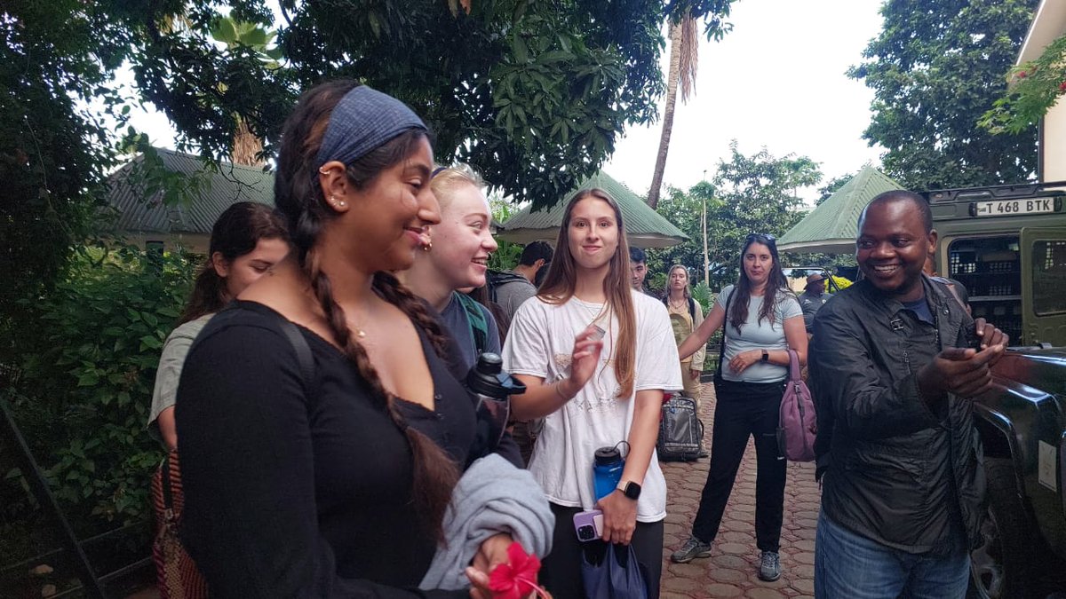 ZaraTours's tweet photo. Good Morning from Springlands Hotel.
A group of University #Students from Georgia - United States Of America read &amp; set for the 6 days #Safari  Tanzania tours with @ZaraTours 

Special #ToursToGo &amp; game drive Inside;
@Ngorongoro @SerengetiParkTz 

📧zara@zaratours.com
#Tanzania https://t.co/puMDhbkaWF