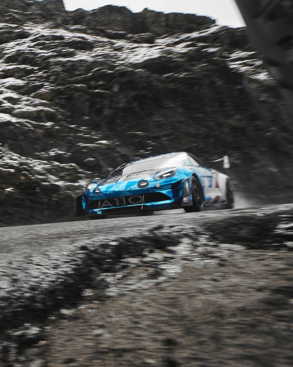 Don't mind us this weekend we'll just be staring at our #PikesPeak Alpine A110 photos!

#AlpineRacing #Motorsp