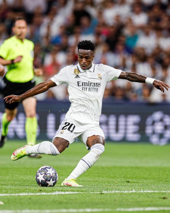 Vinicius Junior : "Je veux continuer à marquer plus de buts et de passes décisives mais seulement pour aider l’équipe, je me fous des stats."