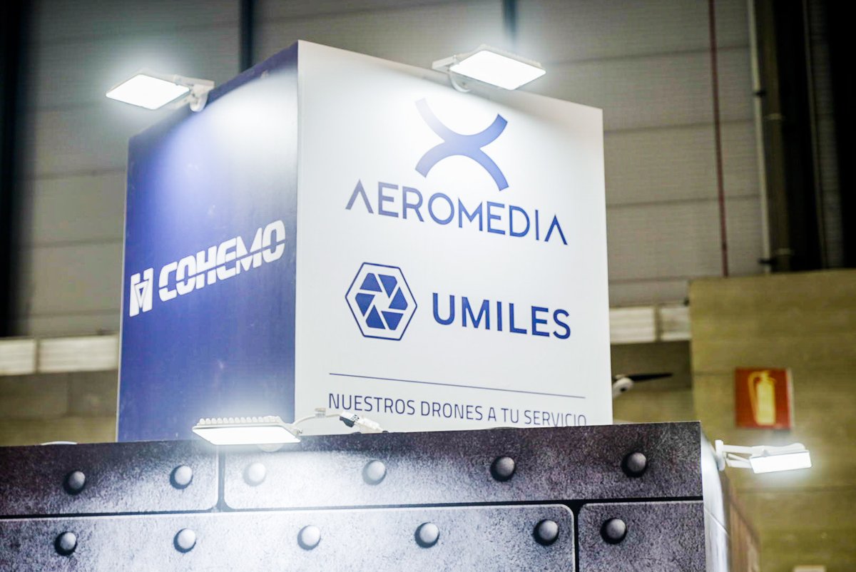 Umilesgroup's tweet photo. Durante esta semana hemos estado en #FEINDEF2023, Feria Internacional de Defensa y Seguridad de España, junto con @aeromedia1
#UMILESGroup #DroneLovers @IFEMA #DroneFinder @FEINDEF_ #seguridad #defensa #emergencias #ifema https://t.co/85TwVhnUy9