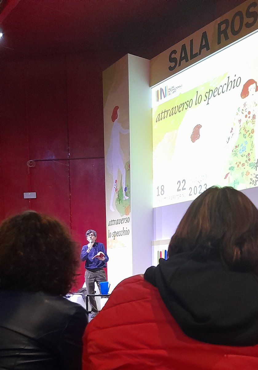 _innocentwild's tweet photo. Al Salone del Libro ho avuto la possibilità di ascoltare persone come Chiara Valerio e Luigi Lo Cascio. Per me questa è una delle cose più belle che mi siano successe. ♥️ https://t.co/lhKKoriqC1