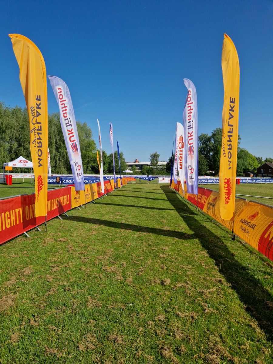 What a beautiful day for a Kids Fun Duathlon here in sunny Nantwich, Cheshire.

We're almost ready for one of the biggest Kids Duathlons in the country, with over 300 budding athletes taking part.
<a href="/racecheck/">racecheck.com</a> <a href="/UkTriChat/">UKTriChat™️</a> <a href="/BritTri/">British Triathlon</a> <a href="/HIGH5Nutrition/">HIGH5</a> <a href="/MornflakeCereal/">Mornflake Mighty Oats</a> <a href="/ASICSeurope/">ASICS Europe</a>