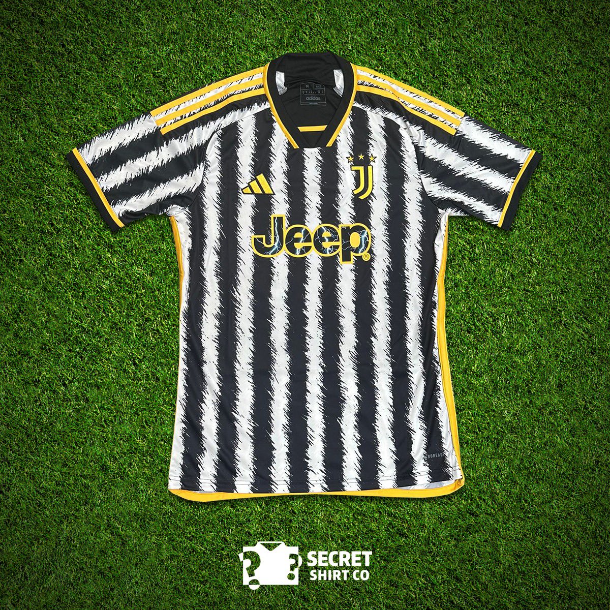 If Bukayo Saka scores ANYTIME today vs Nottingham Forest we’ll giveaway a SecretShirt.co box 📦

To enter 👇

🔄 Retweet this tweet
🤝 Follow us

Good luck!