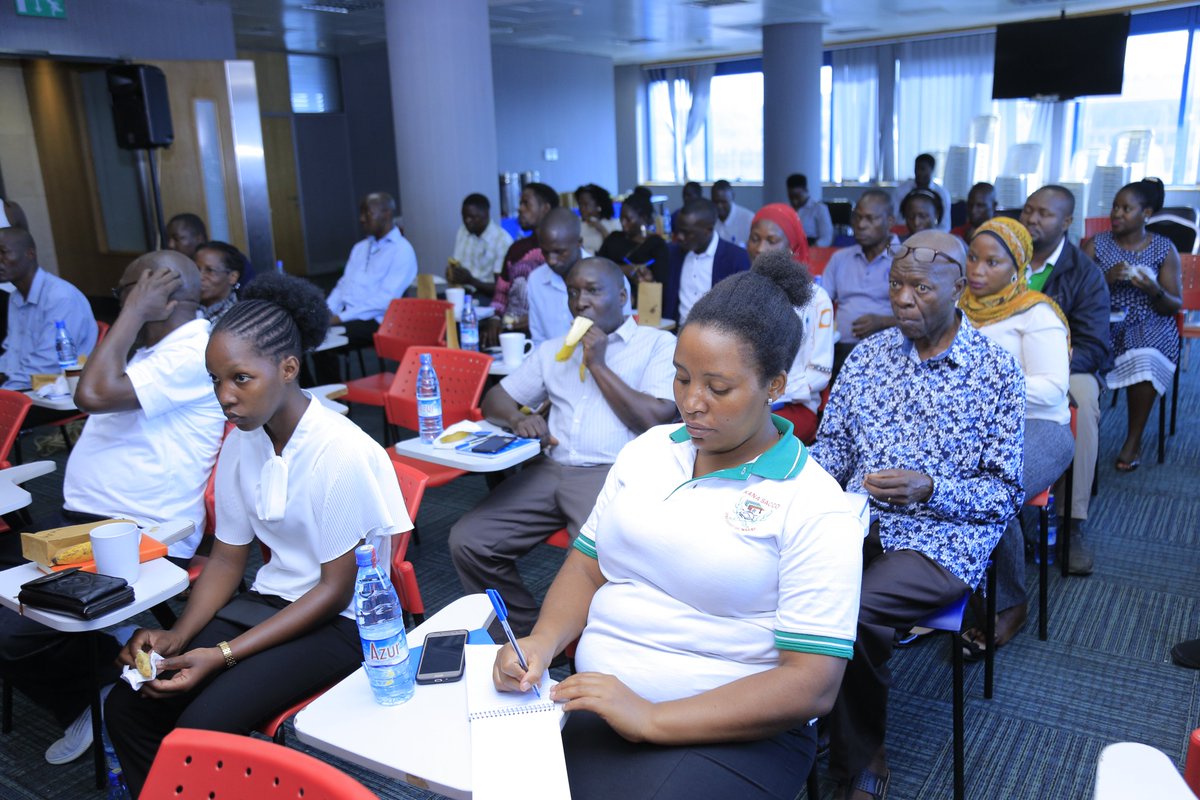 CentenaryBank's tweet photo. Today, we gather at Mapeera House to engage in a training session focused on constructing a thriving SACCO. Our esteemed customers have joined us to gain valuable insights into the day-to-day operations and essential requirements to effectively achieve Sacco's objectives. https://t.co/GwEJFq3HhA